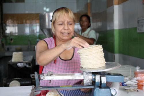 Vender gramos por kilos es ya práctica comercial